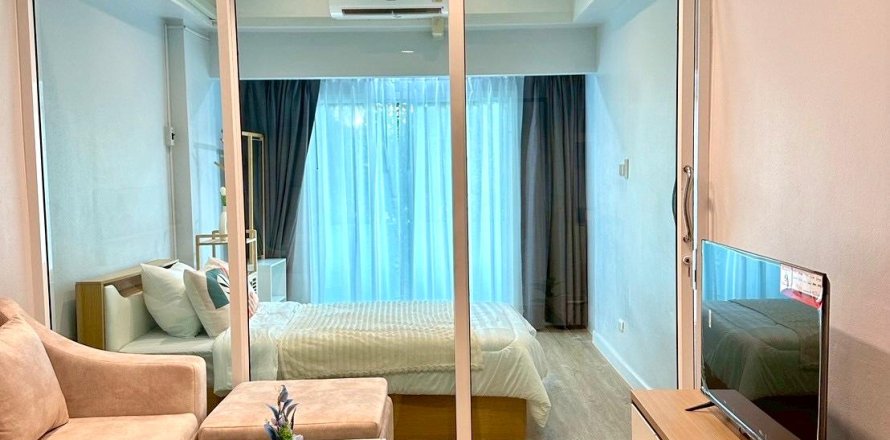 Apartamento de 3 habitaciones en Pattaya, Tailandia № 205789