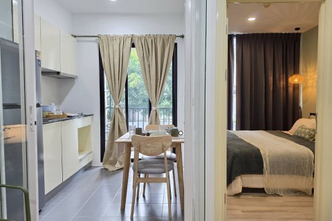 Apartamento de 2 habitaciones en Pattaya, Tailandia № 205788 - foto 4