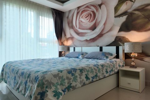 Apartamento de 2 habitaciones en Pattaya, Tailandia № 205791 - foto 7