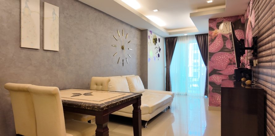 Apartamento de 2 habitaciones en Pattaya, Tailandia № 205791