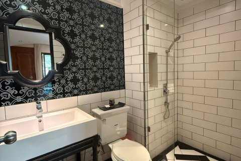 Apartamento de 2 habitaciones en Pattaya, Tailandia № 205785 - foto 8