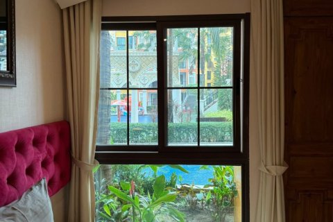 Apartamento de 2 habitaciones en Pattaya, Tailandia № 205785 - foto 3