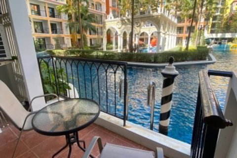 Apartamento de 2 habitaciones en Pattaya, Tailandia № 205785 - foto 11