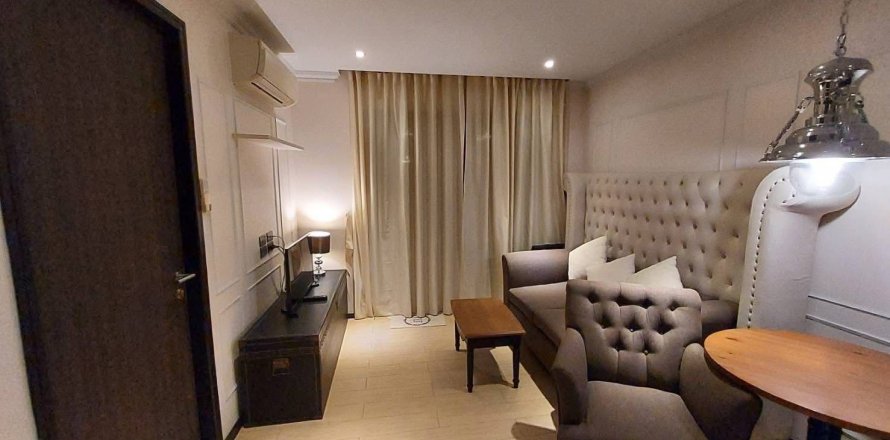 Apartamento de 2 habitaciones en Pattaya, Tailandia № 205785