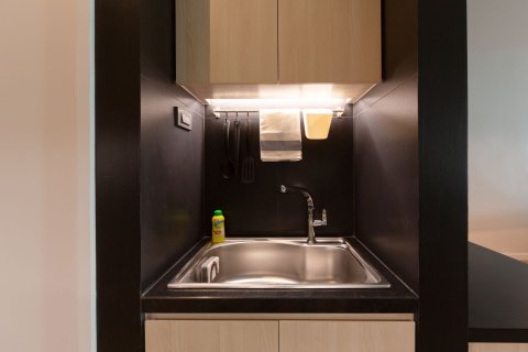 Studio in the Condo in Yan Nawa, Bangkok, Thailand № 147905 - Foto 15