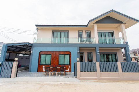 Chalet de 4 dormitorios en San Sai, Tailandia № 173423 - foto 8