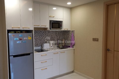 Condominio de 1 dormitorio en Bang Lamung, Tailandia № 205145 - foto 5