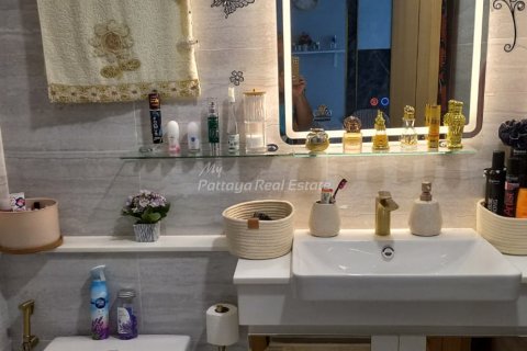 Condominio de 1 dormitorio en Bang Lamung, Tailandia № 205145 - foto 6