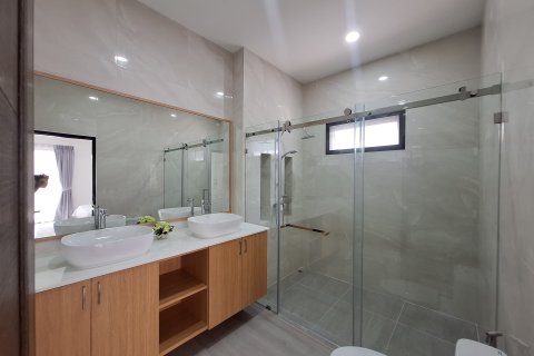 Chalet de 3 dormitorios en Hua Hin, Tailandia № 168978 - foto 8