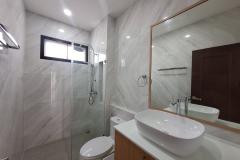 Chalet de 3 dormitorios en Hua Hin, Tailandia № 168978 - foto 12