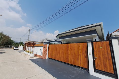 Chalet de 3 dormitorios en Hua Hin, Tailandia № 168978 - foto 24