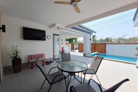 Chalet de 3 dormitorios en Hua Hin, Tailandia № 168978 - foto 20