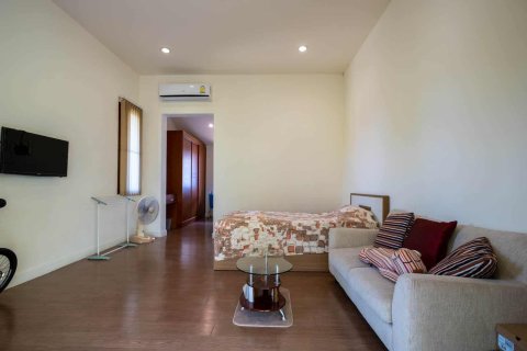 Casa de 3 dormitorios en Chiang Mai, Tailandia № 155391 - foto 5