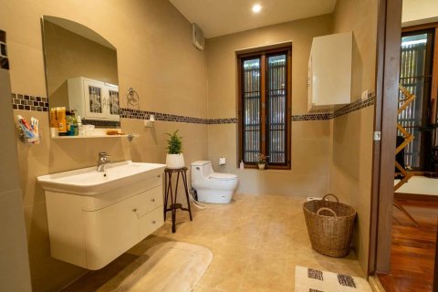 Casa de 3 dormitorios en Chiang Mai, Tailandia № 155391 - foto 14