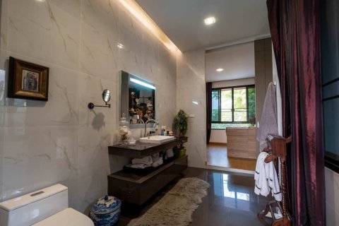 Chalet de 5 dormitorios en Chiang Mai, Tailandia № 155392 - foto 20