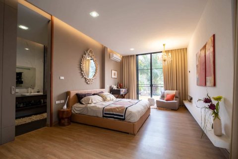 Chalet de 5 dormitorios en Chiang Mai, Tailandia № 155392 - foto 16