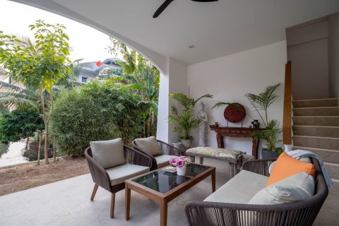 Chalet de 5 dormitorios en Chiang Mai, Tailandia № 155392 - foto 4