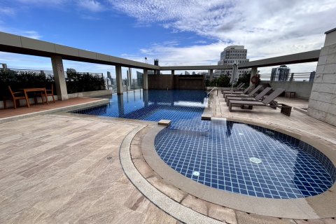 Condominio de 2 dormitorios en Bangkok, Tailandia № 157727 - foto 24
