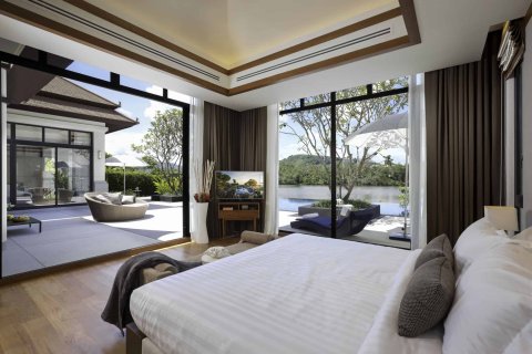 Chalet de 4 dormitorios en Bang Tao, Tailandia № 166462 - foto 21