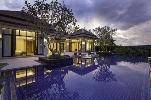 Chalet de 4 dormitorios en Bang Tao, Tailandia № 166462 - foto 27