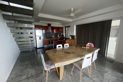 Adosado de 3 dormitorios en Chaweng Beach, Ko Samui, Tailandia № 180157 - foto 6