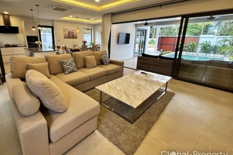 Casa de 3 dormitorios en Ko Chang, Tailandia № 42956 - foto 4