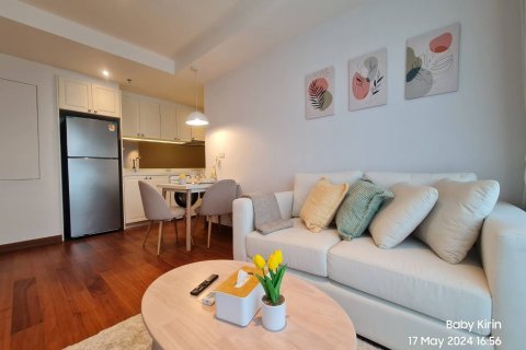 Studio in the Condo in Bang Kho Laem, Bangkok, Thailand  № 136296