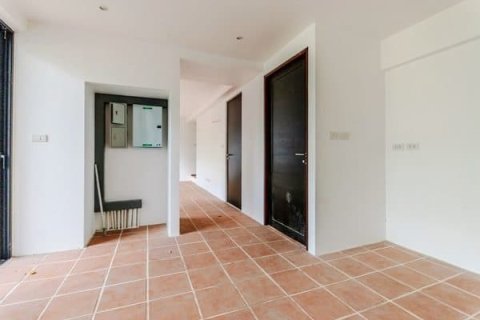 Chalet de 3 dormitorios en Hua Hin, Tailandia № 168516 - foto 6
