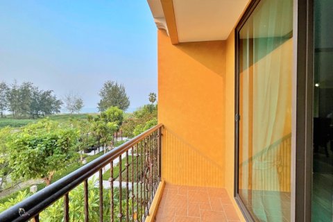 Condominio de 4 dormitorios en Hua Hin, Tailandia № 168512 - foto 27