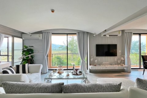 Condominio de 4 dormitorios en Hua Hin, Tailandia № 168512 - foto 18