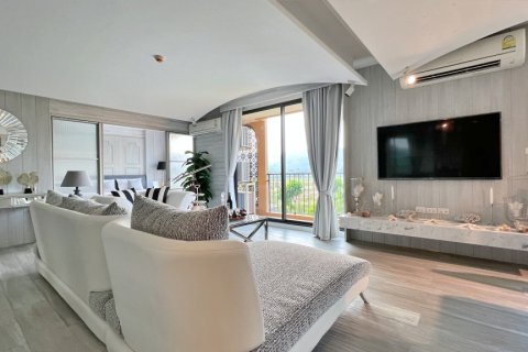 Condominio de 4 dormitorios en Hua Hin, Tailandia № 168512 - foto 17