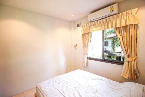 Adosado de 3 dormitorios en Cha-am, Tailandia № 168515 - foto 30