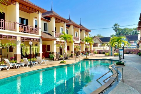 Adosado de 3 dormitorios en Cha-am, Tailandia № 168515 - foto 2