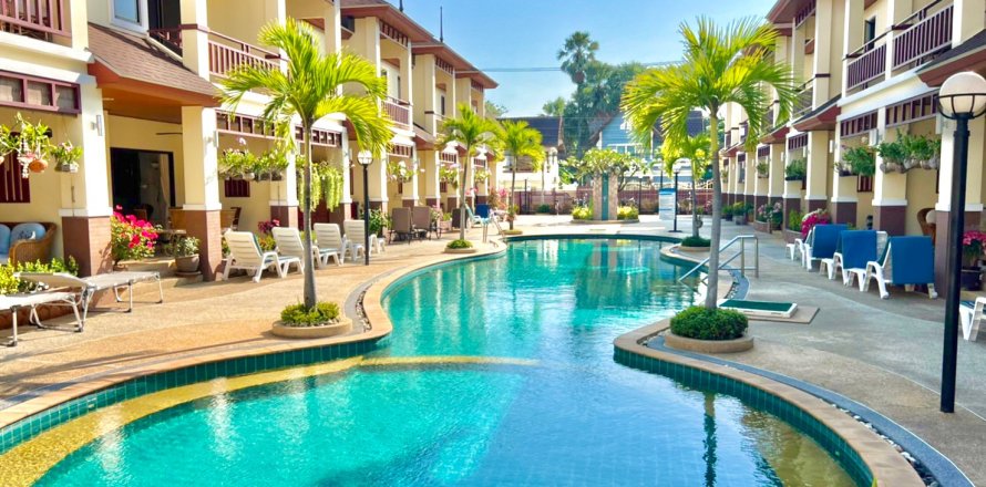 Adosado de 3 dormitorios en Cha-am, Tailandia № 168515