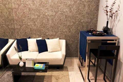 Studio in the Condo in Watthana, Bangkok, Thailand  № 159667