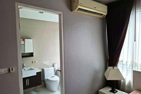 Condominio de 3 dormitorios en Bangkok, Tailandia № 66707 - foto 8