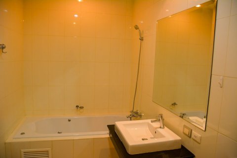 Eigentumswohnung in Bangkok, Thailand, 2 Schlafzimmer  № 66713 - Foto 16