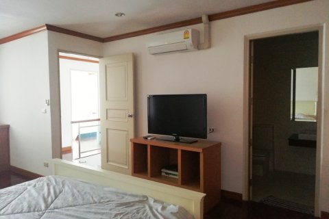 Condominio de 2 dormitorios en Bangkok, Tailandia № 66712 - foto 13
