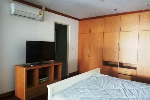 Condominio de 2 dormitorios en Bangkok, Tailandia № 66712 - foto 12