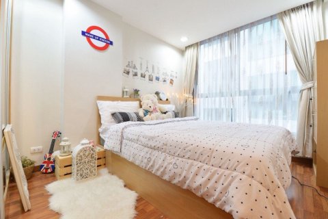 Condominio de 1 dormitorio en Bangkok, Tailandia № 66706 - foto 4