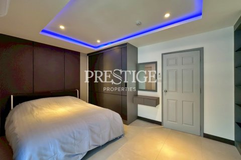 Condo in Pattaya, Thailand, 3 bedrooms  № 197941 - photo 20