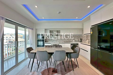 Condo in Pattaya, Thailand, 3 bedrooms  № 197941 - photo 7