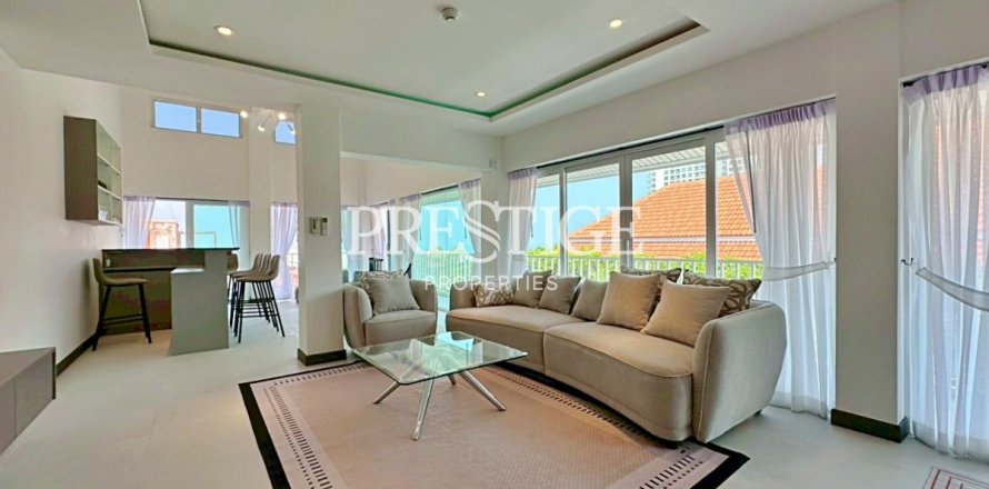 Condo in Pattaya, Thailand, 3 bedrooms  № 197941