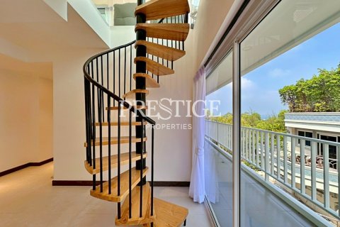 Condo in Pattaya, Thailand, 3 bedrooms  № 197941 - photo 24
