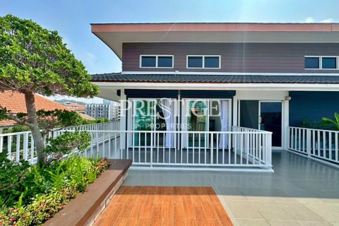 Condo in Pattaya, Thailand, 3 bedrooms  № 197941 - photo 30