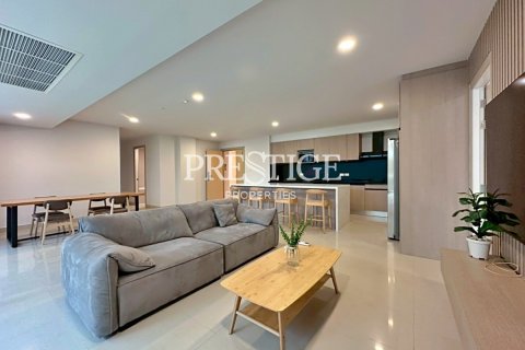 Condominio de 4 dormitorios en Pattaya, Tailandia № 197935 - foto 3