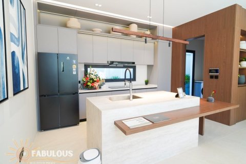 Chalet de 3 dormitorios en Chalong, Tailandia № 179227 - foto 7