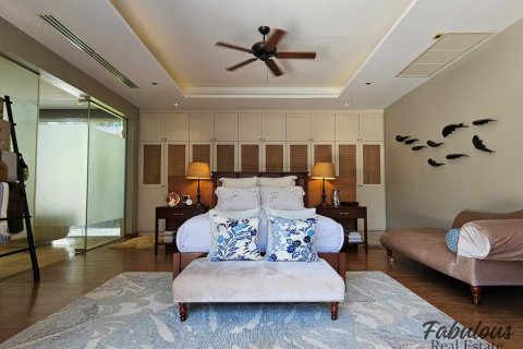 Villa in Bang Tao, Thailand 4 Schlafzimmer № 179221 - Foto 11