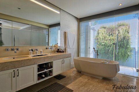 Villa in Bang Tao, Thailand 4 Schlafzimmer № 179221 - Foto 8