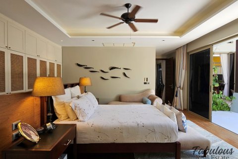 Villa in Bang Tao, Thailand 4 Schlafzimmer № 179221 - Foto 12